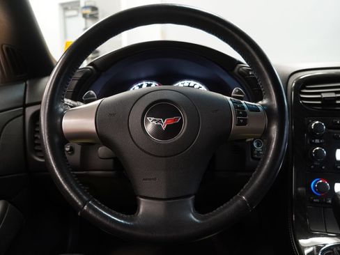 Used 2011 Chevrolet Corvette Grand Sport RWD image 18