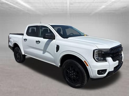 Used 2025 Ford Ranger XLT w/ Equipment Group 301A High AWD/4WD image 8