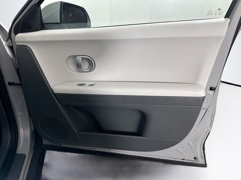 Used 2024 Hyundai Ioniq 5 SEL RWD image 32
