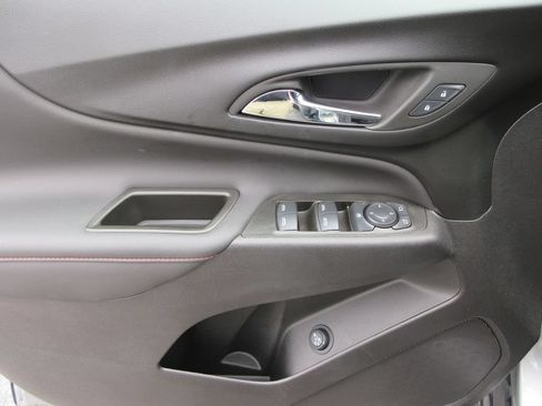 Certified 2024 Chevrolet Equinox RS AWD/4WD image 22