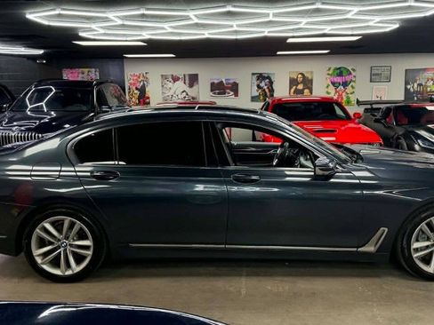 Used 2016 BMW 750i xDrive AWD/4WD image 4