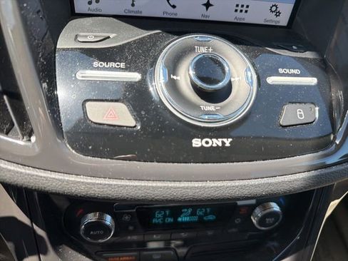 Used 2016 Ford Escape Titanium AWD/4WD image 21