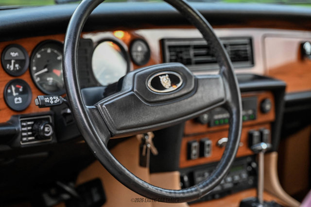 Used 1987 Jaguar XJ6 RWD image 24