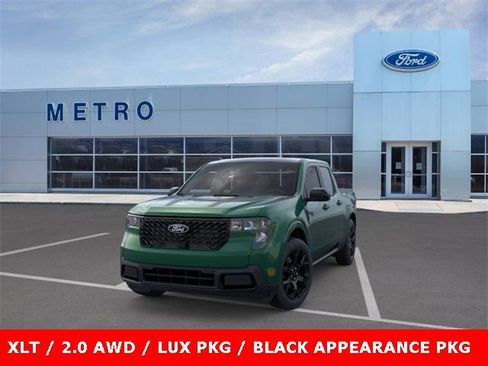 New 2025 Ford Maverick XLT w/ XLT Luxury Package image 31