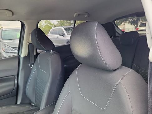 Used 2021 Nissan Kicks SV FWD image 19