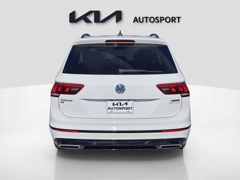 Used 2021 Volkswagen Tiguan SE R-Line image 12