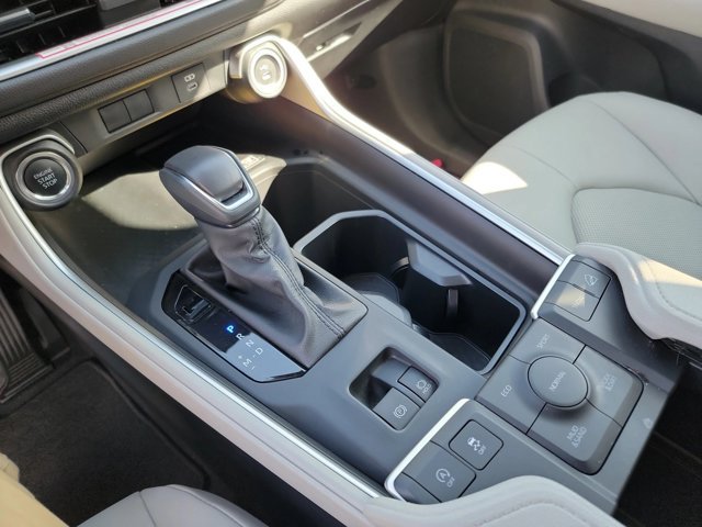 Used 2026 Toyota Grand Highlander AWD image 12