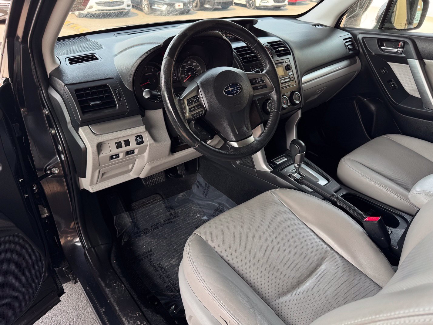 Used 2014 Subaru Forester 2.5i Limited w/ Popular Package #2 AWD/4WD image 10