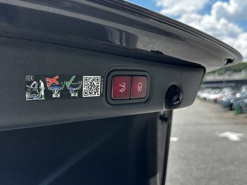 Certified 2023 Mercedes-Benz E 350 4MATIC Sedan image 22