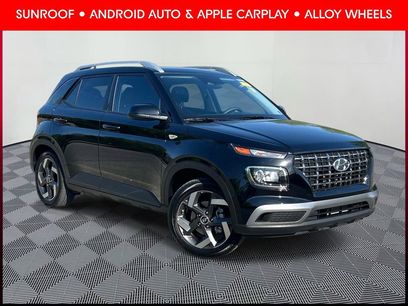 Used 2025 Hyundai Venue SEL