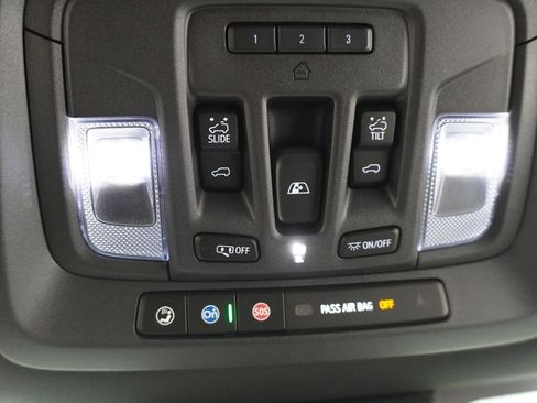 Used 2024 Chevrolet Silverado 1500 ZR2 w/ Technology Package AWD/4WD image 22