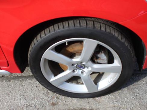 Used 2013 Volvo XC60 T6 image 9