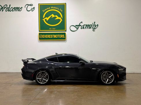 Used 2024 Ford Mustang GT Premium RWD image 10