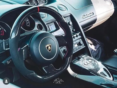 Used 2012 Lamborghini Gallardo LP 550-2 Bicolore RWD image 3
