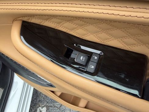 Used 2024 Jeep Grand Cherokee L Summit AWD/4WD image 38