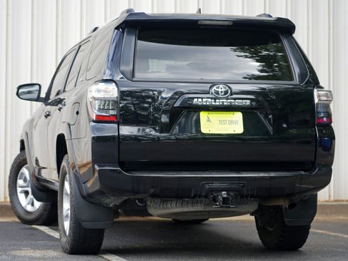 Used 2021 Toyota 4Runner SR5 RWD image 5