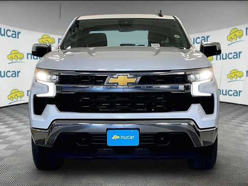 Used 2024 Chevrolet Silverado 1500 LT AWD/4WD image 2