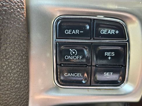 Used 2016 RAM 1500 Laramie w/ Convenience Group AWD/4WD image 19