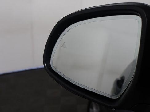 Used 2024 BMW X5 xDrive40i w/ Parking Assistance Package image 33