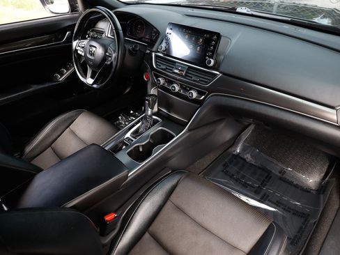 Used 2018 Honda Accord Sport image 21