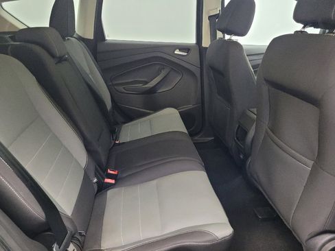 Used 2016 Ford Escape SE image 19