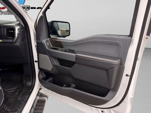 Used 2021 Ford F150 Lariat w/ Equipment Group 502A High image 14