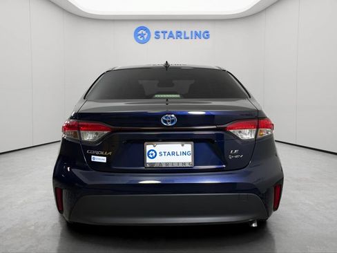 Used 2025 Toyota Corolla LE FWD image 8