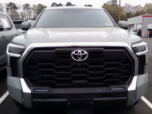 Used 2023 Toyota Tundra SR5 w/ TRD Off-Road Premium Package image 14