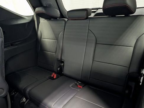 New 2026 Chevrolet Traverse Z71 image 17