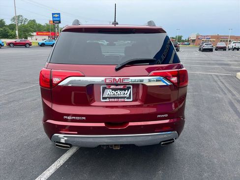 Used 2018 GMC Acadia Denali w/ Technology Package AWD/4WD image 3