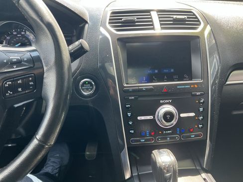 Used 2019 Ford Explorer Sport w/ Equipment Group 401A AWD/4WD image 24