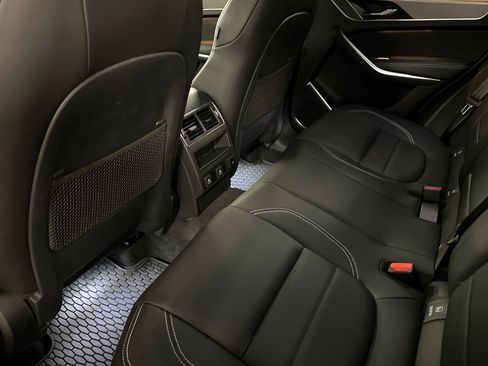 Used 2026 Jaguar F-PACE R-Dynamic S image 26