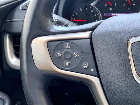 Used 2019 GMC Terrain Denali w/ Comfort Package image 18