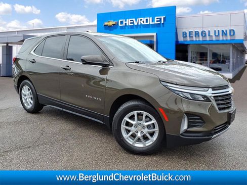 Used 2024 Chevrolet Equinox LT FWD image 1