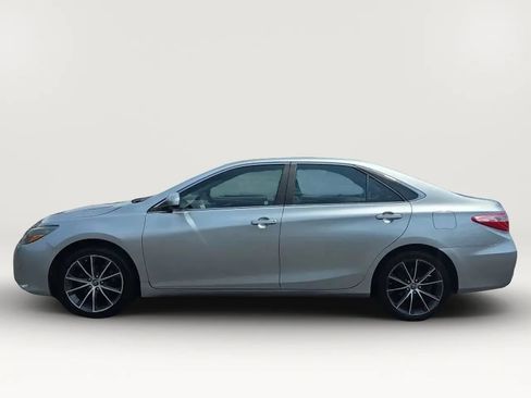 Used 2015 Toyota Camry XSE FWD image 5