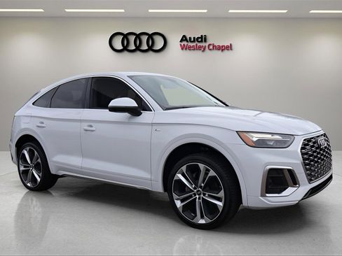 Used 2021 Audi Q5 2.0T Premium Plus w/ Premium Plus Package image 7