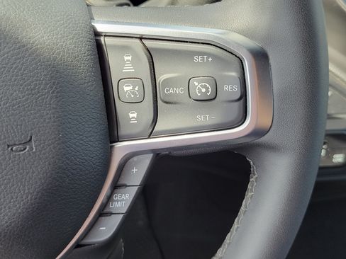 Used 2026 RAM 2500 Big Horn AWD/4WD image 12
