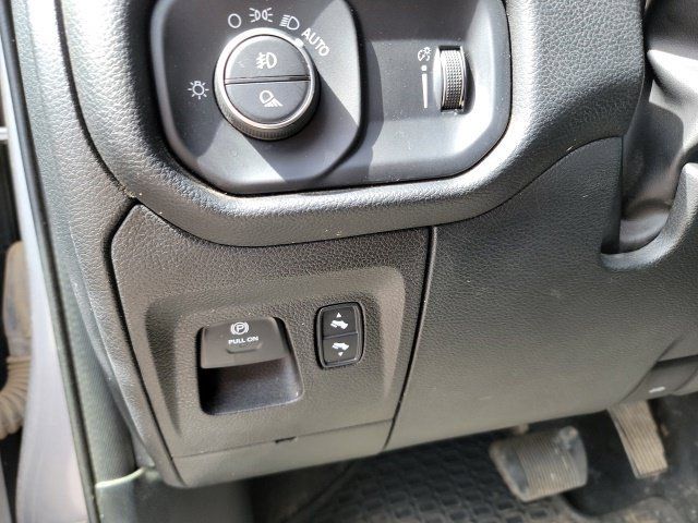 Used 2022 RAM 1500 Big Horn AWD/4WD image 13