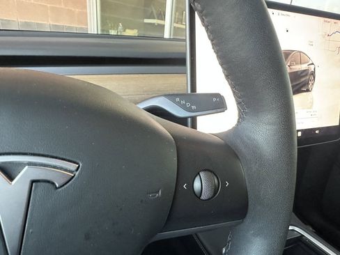 Used 2024 Tesla Model Y Long Range image 17