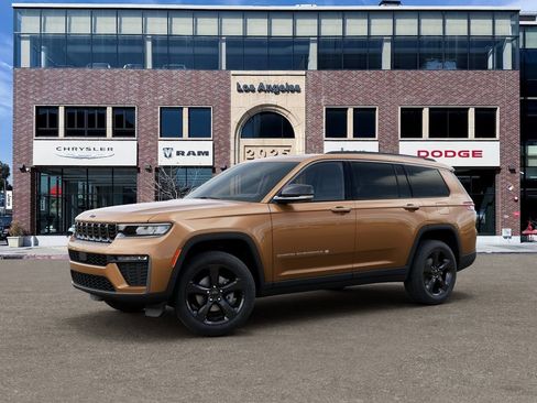 New 2026 Jeep Grand Cherokee L Limited AWD/4WD image 2