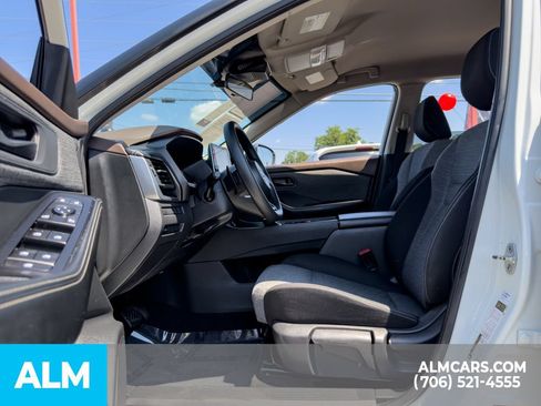 Used 2021 Nissan Rogue S FWD image 12