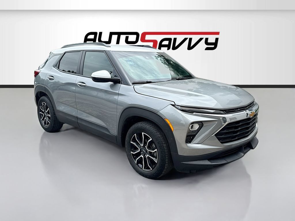 Used 2024 Chevrolet TrailBlazer ACTIV w/ Driver Confidence Package FWD image 1