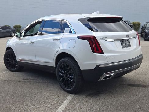 New 2025 Cadillac XT5 Premium Luxury w/ LPO, Red Accent Package image 15