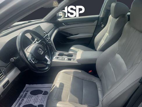 Used 2018 Honda Accord EX-L image 9