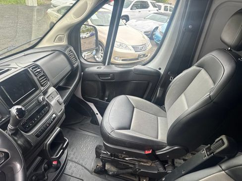 Used 2023 RAM ProMaster 2500 FWD image 28