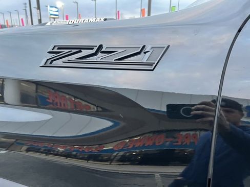 Certified 2024 Chevrolet Silverado 2500 LTZ w/ LTZ Plus Package image 13