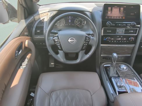 Used 2023 Nissan Armada Platinum w/ Captain's Chairs Package AWD/4WD image 17