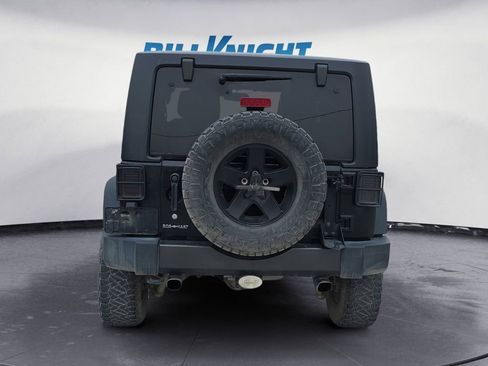 Used 2016 Jeep Wrangler Sport image 4