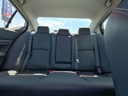 Used 2024 Nissan Altima 2.5 SR w/ SR Premium Package FWD image 28