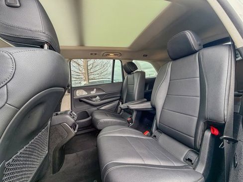Used 2023 Mercedes-Benz GLS 450 GLS 450 w/ AMG Line Exterior image 42